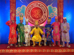 Bắt chước Huyền Chíp, Táo Văn hóa cũng xách ba lô lên và đi