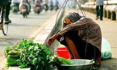 Tết mong manh của những mảnh đời bất hạnh