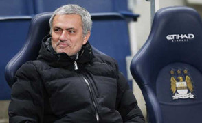 Hàng thủ Chelsea: Bê tông Mourinho