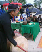 Đầu Xuân khai hội cướp cù