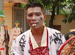 Công Lý răng vẩu, Vân Dung chu miệng siêu hài hước