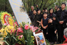 Mùa xuân bên mộ Đại tướng Võ Nguyên Giáp