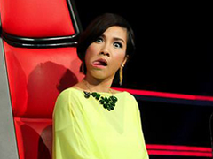 Phì cười nhìn Mỹ Linh làm mặt xấu trên 'ghế nóng'