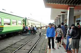 Đà Nẵng: 'Đủng đỉnh' vé tàu xe sau Tết
