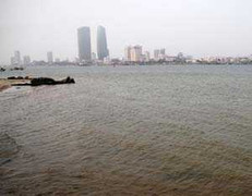 Thi thể người đàn ông lõa thể trên sông Hàn