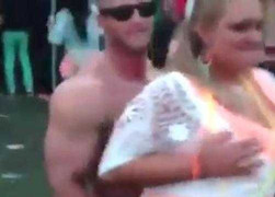 'Chỉ có đàn ông mới đem lại hạnh phúc cho nhau'