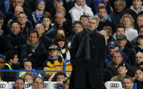 Chelsea tệ hại, Mourinho lại khéo biện minh