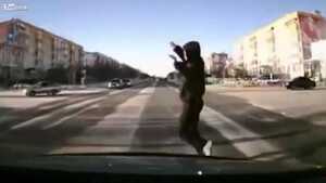 Choáng với những tình huống có một không hai trên đường