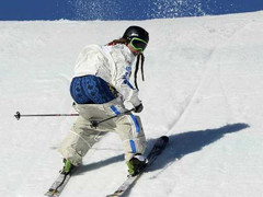 Bi hài Olympic Sochi: Hụt huy chương vì bị tụt quần