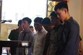 Giết người dã man vì... gai mắt