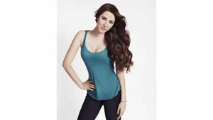 Phù phép cô gái bình thường thành 'minh tinh' thế nào?