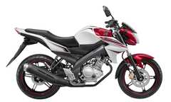 Xe cho Valentine ‘nóng’ cùng môtô Yamaha nội