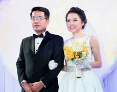 Ngô Quỳnh Anh 'Mắt Ngọc' rạng rỡ trong đám cưới sang trọng