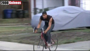 Clip: Trộm xe đạp bị bắt như phim hành động