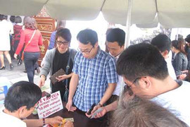 Hà Nội nên xem lại việc thu phí đền Quán Thánh