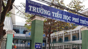 Buộc trả lại hơn 3 tỉ đồng lạm thu