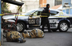 Băng đảng mafia hỗn chiến, chặt xác ném ra đường