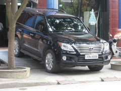 Thú chơi xe sang biển tứ quý của đại gia Ninh Bình