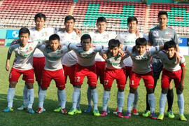 Văn Toàn tỏa sáng, báu vật bầu Đức thắng nhẹ Đak Lak