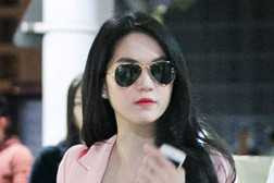 Khắc Tiệp lại đưa Ngọc Trinh cùng dàn chân dài đi Mỹ