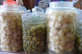 Công nghệ muối hành siêu tốc: Ăn ngay sau 1 giờ chế biến