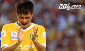 Công Vinh lỗi hẹn bàn thắng 100, SLNA lại thua đau