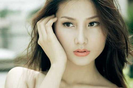 Lộ clip hậu trường chụp ảnh quyến rũ của Diễm My 9X