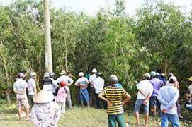 Tìm thấy bộ xương người không đầu trong rừng