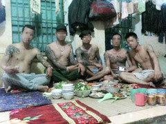 Đại tiệc trong trại cải tạo: Cái nôi của những 'Chí Phèo'?