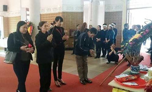 Vợ bác sĩ Tường phủ nhận có mặt khi ném xác chị Huyền