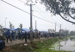 Làng Hoành Từ đón Thượng tướng Phạm Quý Ngọ trở về