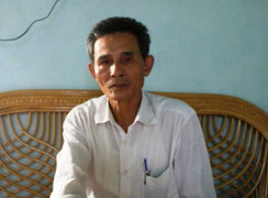 Tốt nghiệp nhưng không có bằng, hơn 400 sinh viên khóc ròng