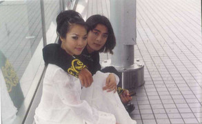 Lộ ảnh Lâm Chi Khanh hôn Hiền Thục