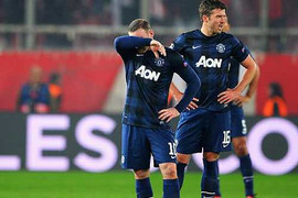 Vừa thua đau, Man Utd lại bị người cũ 'xát muối'