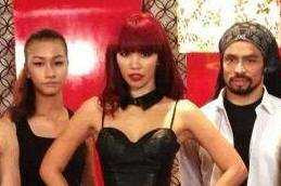 Hà Anh áo quần cũn cỡn bốc lửa