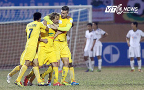 Thanh Hóa 2 - 1 ĐTLA: Khách đánh rơi 600 triệu