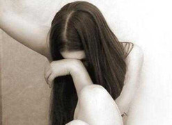 Khởi tố thầy giáo cưỡng dâm nữ sinh