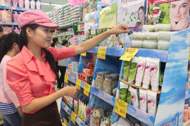 Siêu thị mạnh tay khuyến mại dịp 8/3