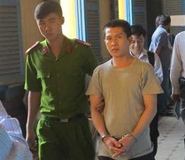 Lòng từ bi của người chồng nhận xác vợ trong rừng cao su