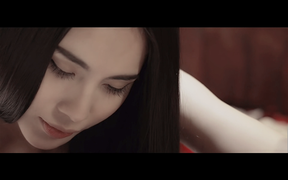 Thuỷ Tiên hoá hồ ly ma mị, quyến rũ