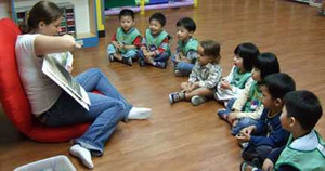 Cấm trẻ học ngoại ngữ: Chuyên gia giáo dục bất bình