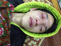 Nam thanh niên nhập viện sau khi va chạm với CSGT?