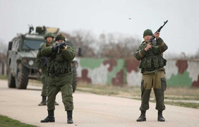 Màn đối đầu, nổ súng nghẹt thở Crưm