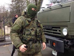 Thêm hàng ngàn lính Ukraine chạy sang chính quyền thân Nga