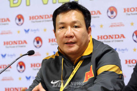 Tướng Phúc chưa dứt tình với tuyển Việt Nam