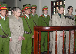 Vụ 'quan tài diễu phố': Vi phạm nghiêm trọng quy trình điều tra