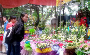 Nhận quà 8/3, cô giáo nhờ bán lấy tiền mặt