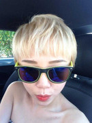 Tóc bạch kim, áo hở bạo, Tóc Tiên ngày càng nổi loạn