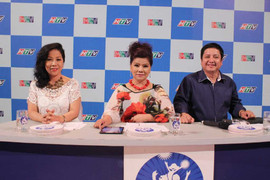 NSND Thanh Hoa hội ngộ 'Gia đình tài tử'