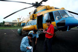 Nhiều tàu, máy bay Việt Nam cất cánh tìm kiếm từ sáng sớm